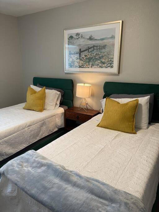 Hamilton The Mary Lou - 2 Bedroom Apt In Quilt Town, Usa מראה חיצוני תמונה